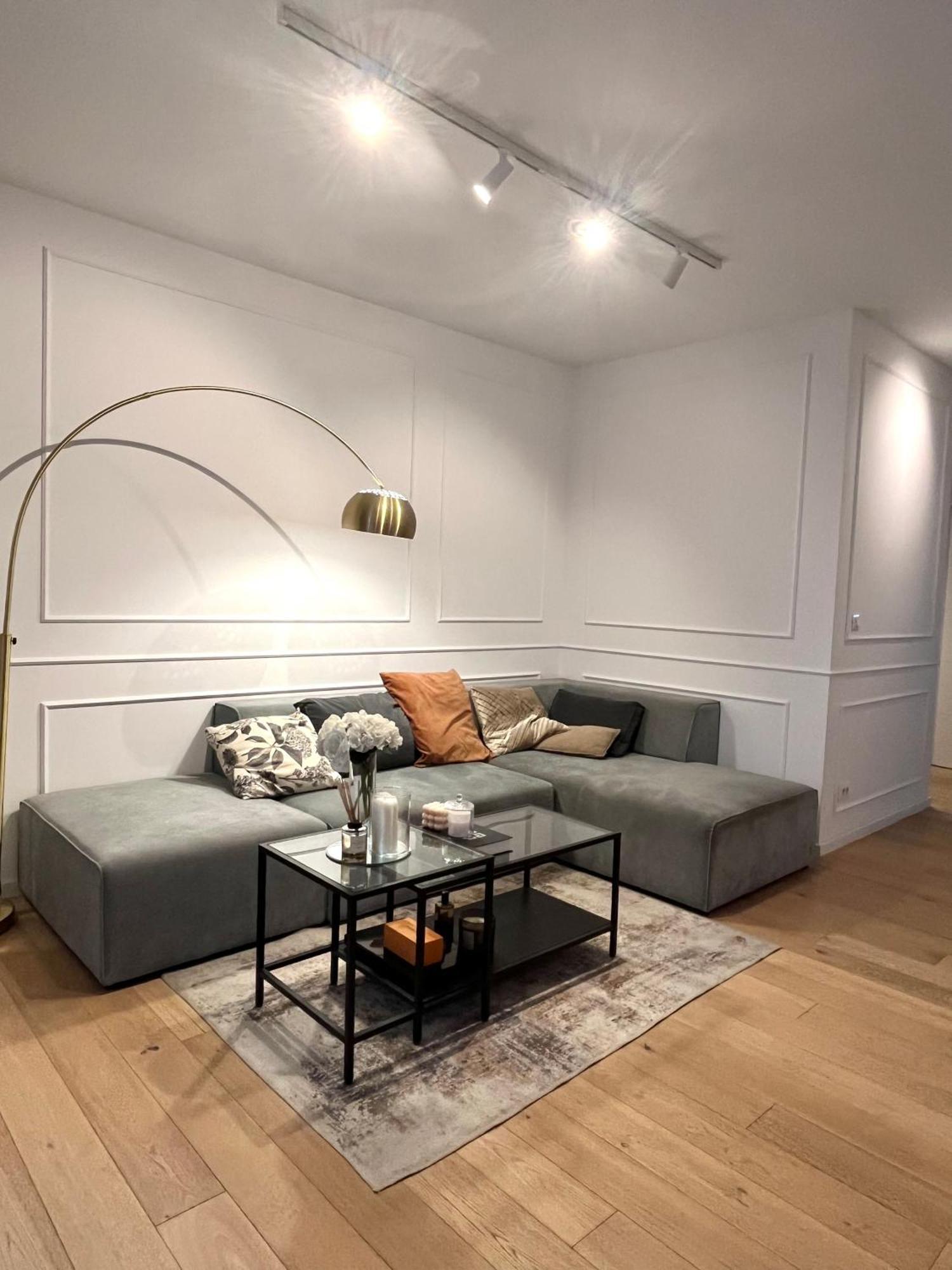 Luxury Apartment Rinos - Free Garage Parking Split Exterior photo